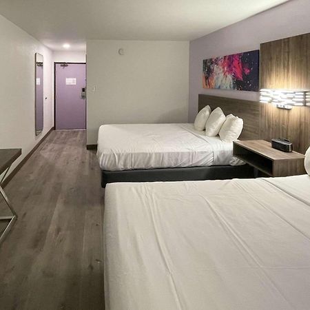 Quality Inn - Ντέντον Εξωτερικό φωτογραφία