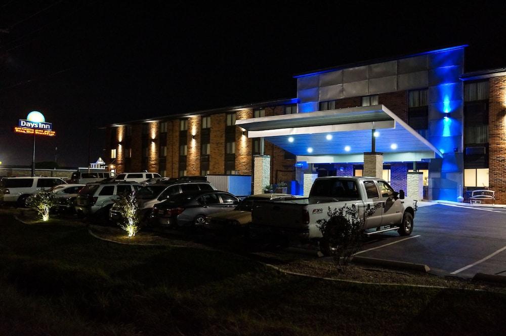 Quality Inn - Ντέντον Εξωτερικό φωτογραφία