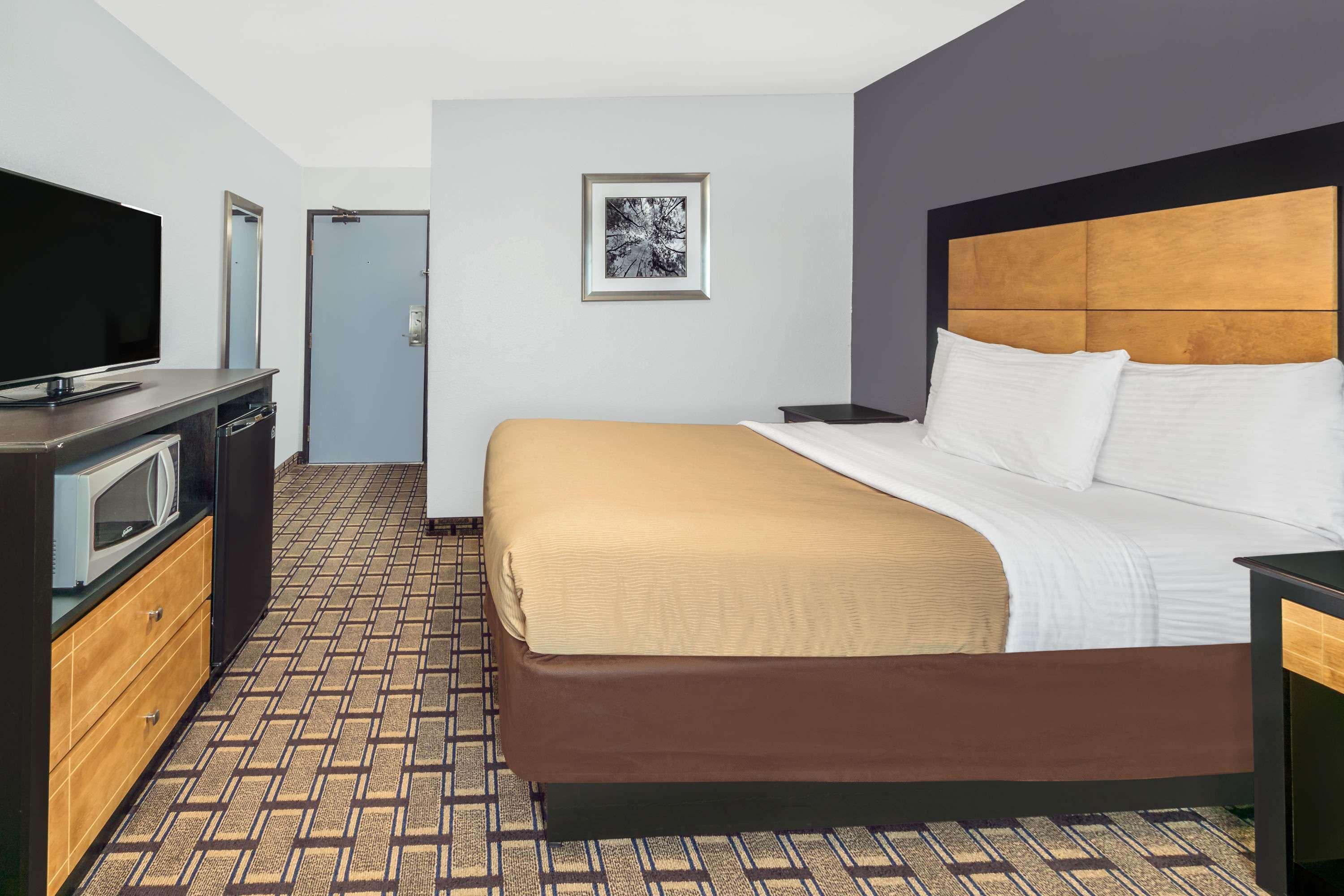 Quality Inn - Ντέντον Εξωτερικό φωτογραφία