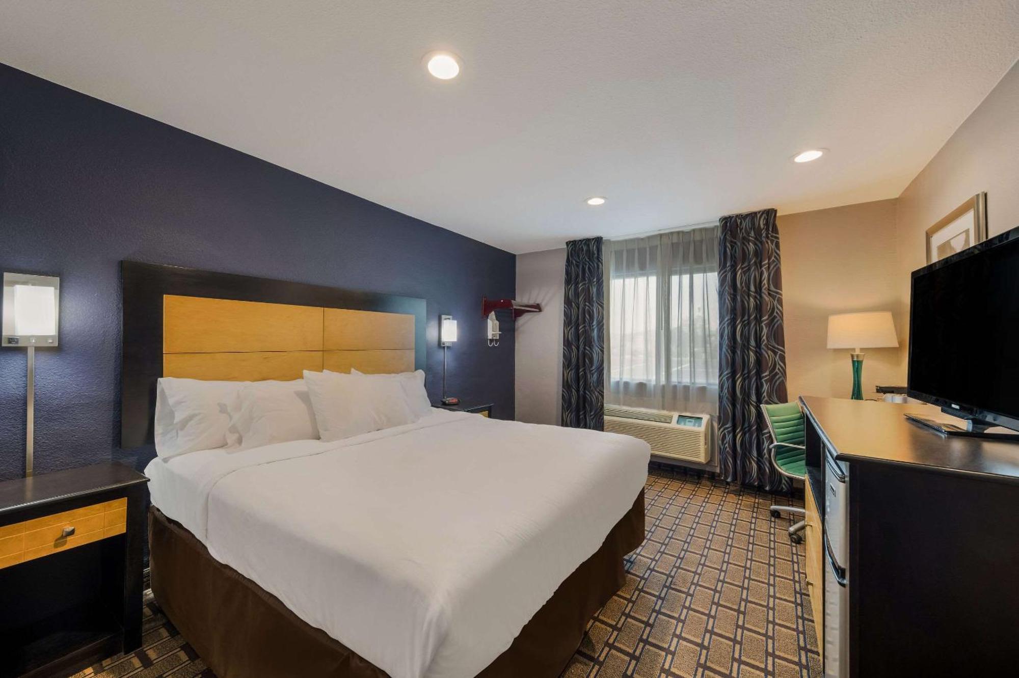 Quality Inn - Ντέντον Εξωτερικό φωτογραφία